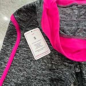 5 for $20 popfit leggings New with tags, size small.